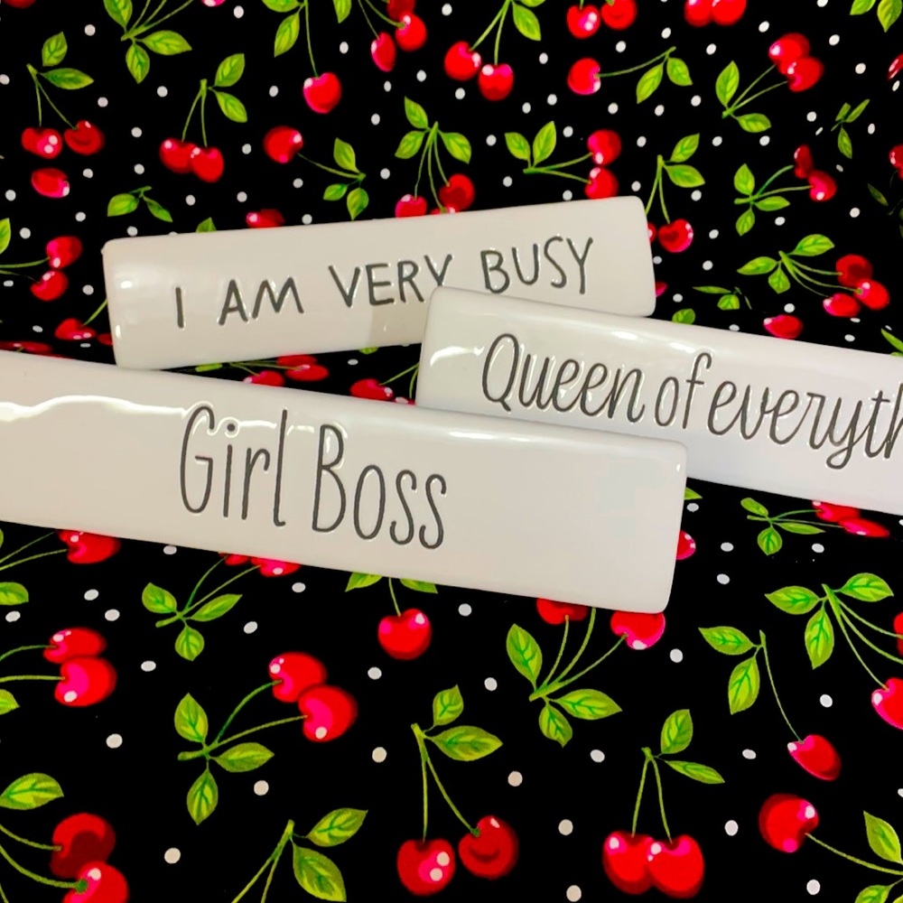 Desktop decor